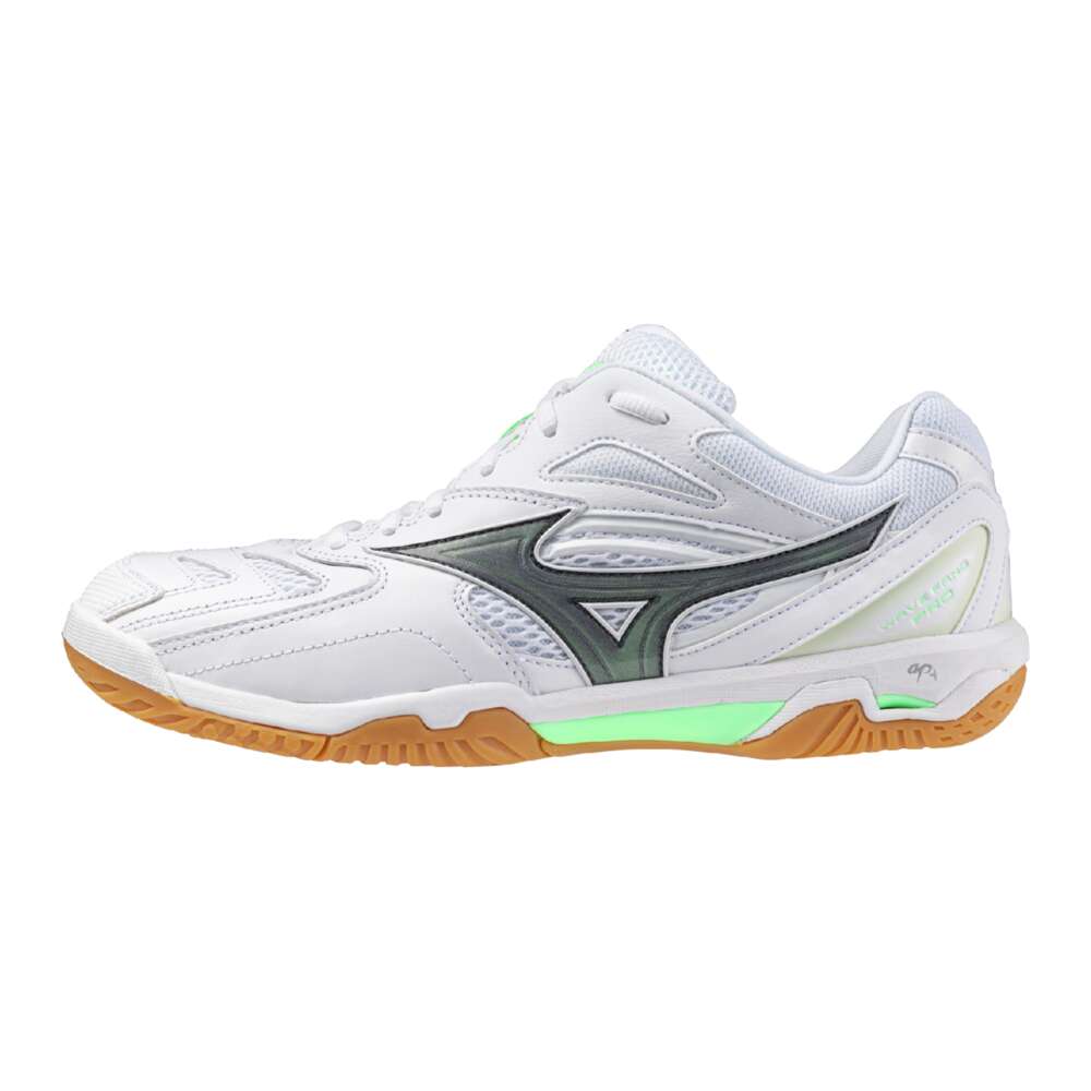 WAVE FANG PRO – Mizuno Malaysia