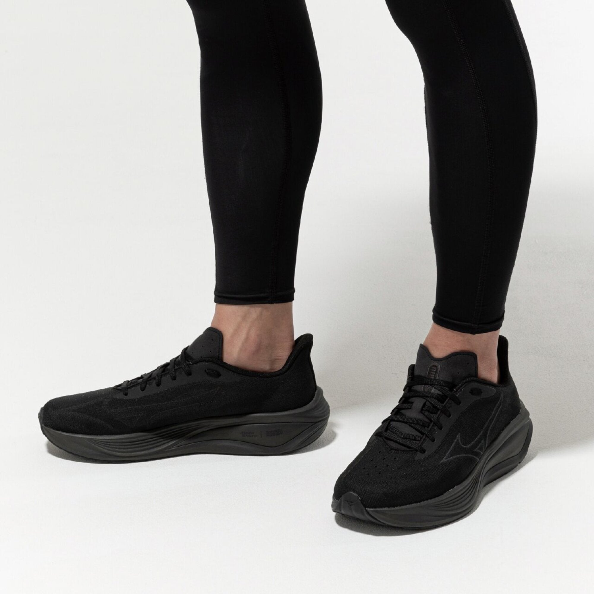MIZUNO NEO COSMO - Footwear - Shoes